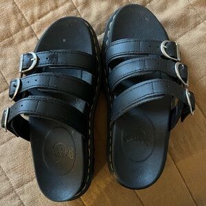 Dr Marten Platform buckle sandal